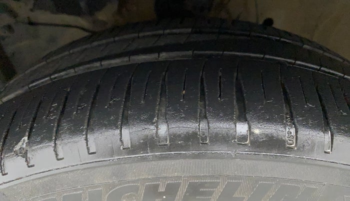 2016 Honda Jazz 1.2L I-VTEC V AT, Petrol, Automatic, 51,020 km, Left Front Tyre Tread