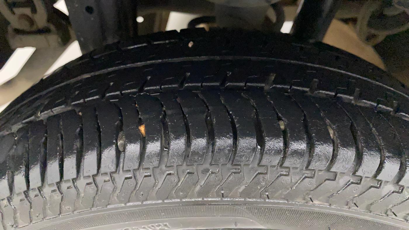 2013 Maruti Alto K10 VXI, Petrol, Manual, 50,467 km, Right Rear Tyre Tread