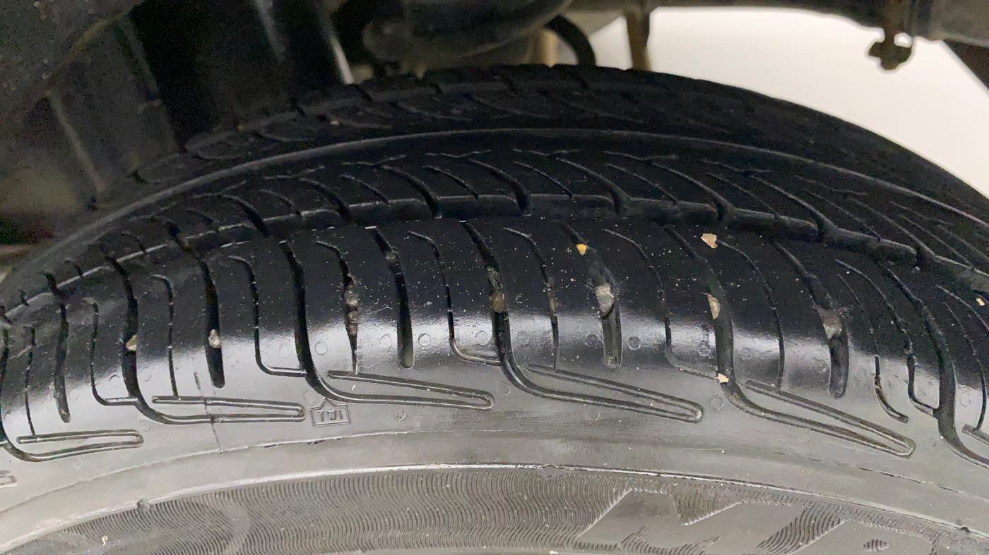 2013 Maruti Alto K10 VXI, Petrol, Manual, 50,467 km, Left Rear Tyre Tread