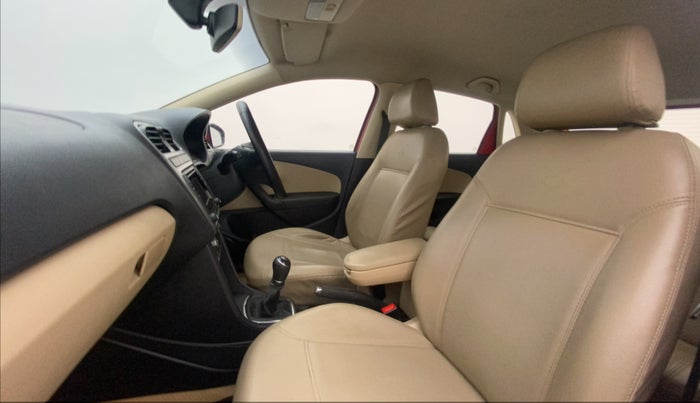 2016 Volkswagen Polo HIGHLINE1.5L, Diesel, Manual, 88,018 km, Right Side Front Door Cabin