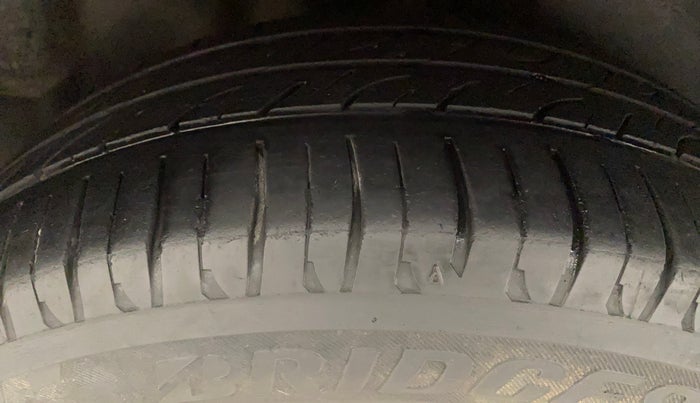 2016 Volkswagen Polo HIGHLINE1.5L, Diesel, Manual, 88,018 km, Right Rear Tyre Tread