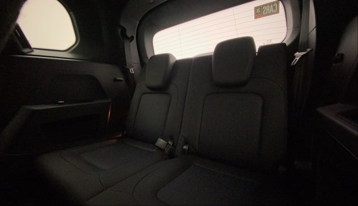 2022 Tata Safari XZA PLUS DARK EDITION, Diesel, Automatic, 31,292 km, Third Seat Row ( optional )