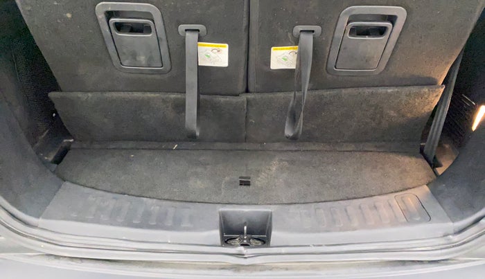 2022 Tata Safari XZA PLUS DARK EDITION, Diesel, Automatic, 31,292 km, Boot Inside