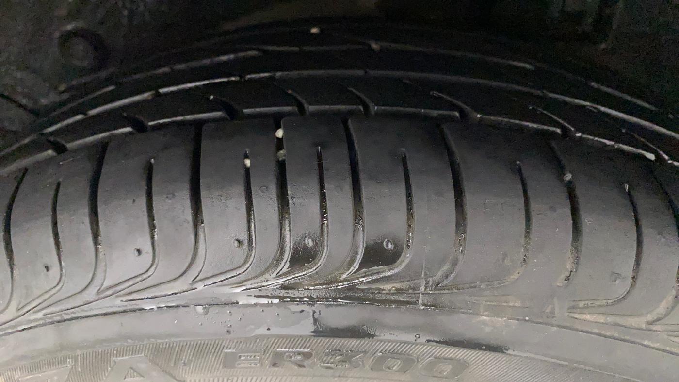 2015 Toyota Etios CROSS 1.2 G, Petrol, Manual, 58,211 km, Left Rear Tyre Tread