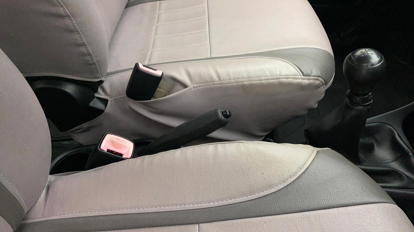 2015 Toyota Etios CROSS 1.2 G, Petrol, Manual, 58,211 km, Gear Lever
