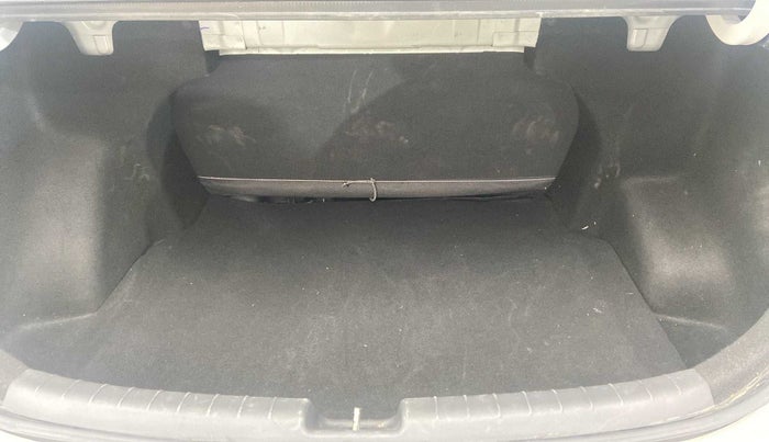 2021 Hyundai AURA SX PLUS 1.2 AMT, Petrol, Automatic, 8,862 km, Boot Inside