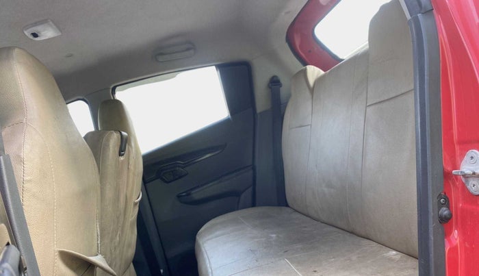 2018 Mahindra KUV 100 NXT K4+ P 6 STR, Petrol, Manual, 23,196 km, Right Side Rear Door Cabin