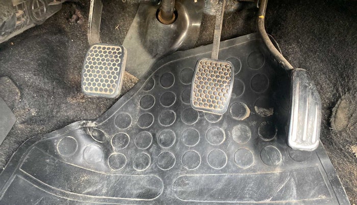 2015 Maruti Alto 800 LXI, Petrol, Manual, 80,006 km, Pedals