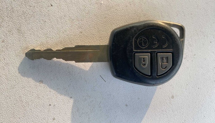 2017 Maruti Dzire VXI, Petrol, Manual, 41,964 km, Key Close Up