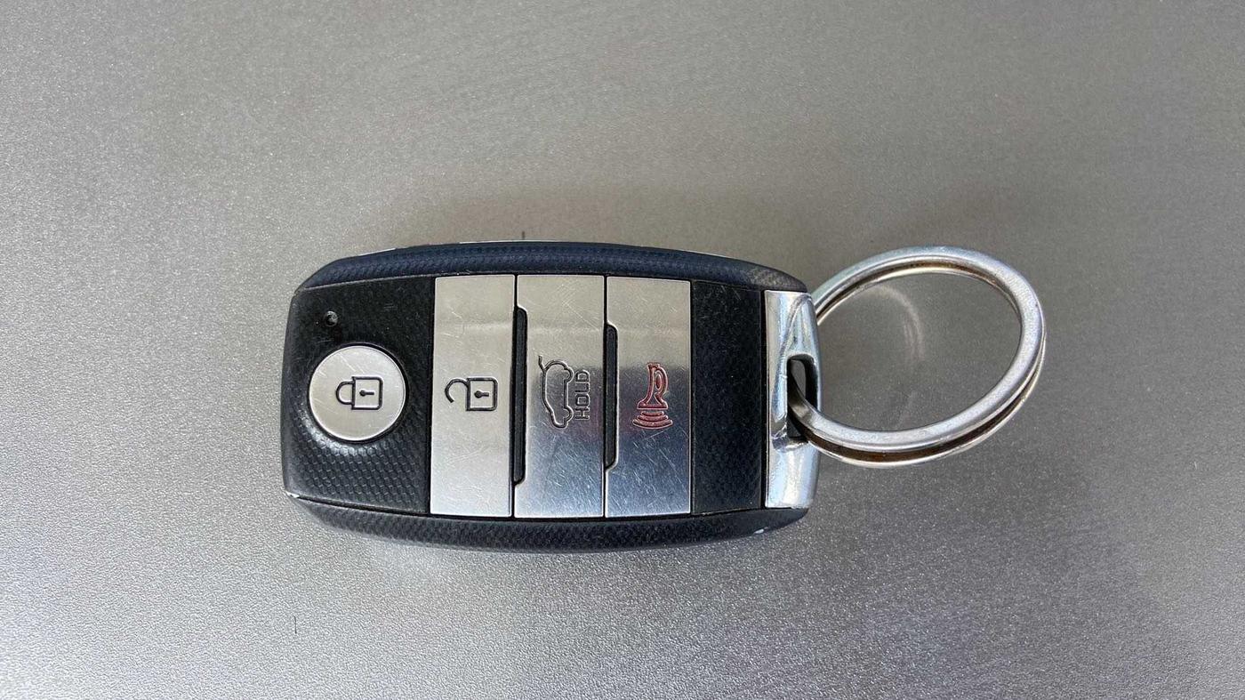 2019 KIA SELTOS HTX PLUS AT1.5 DIESEL, Diesel, Automatic, 1,25,765 km, Key Close Up