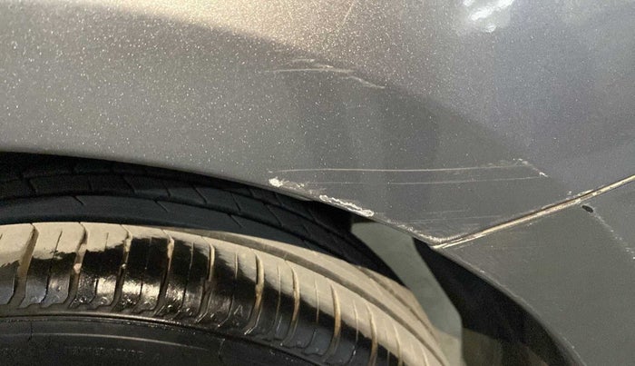 2016 Maruti Ciaz VXI, Petrol, Manual, 50,252 km, Left quarter panel - Minor scratches
