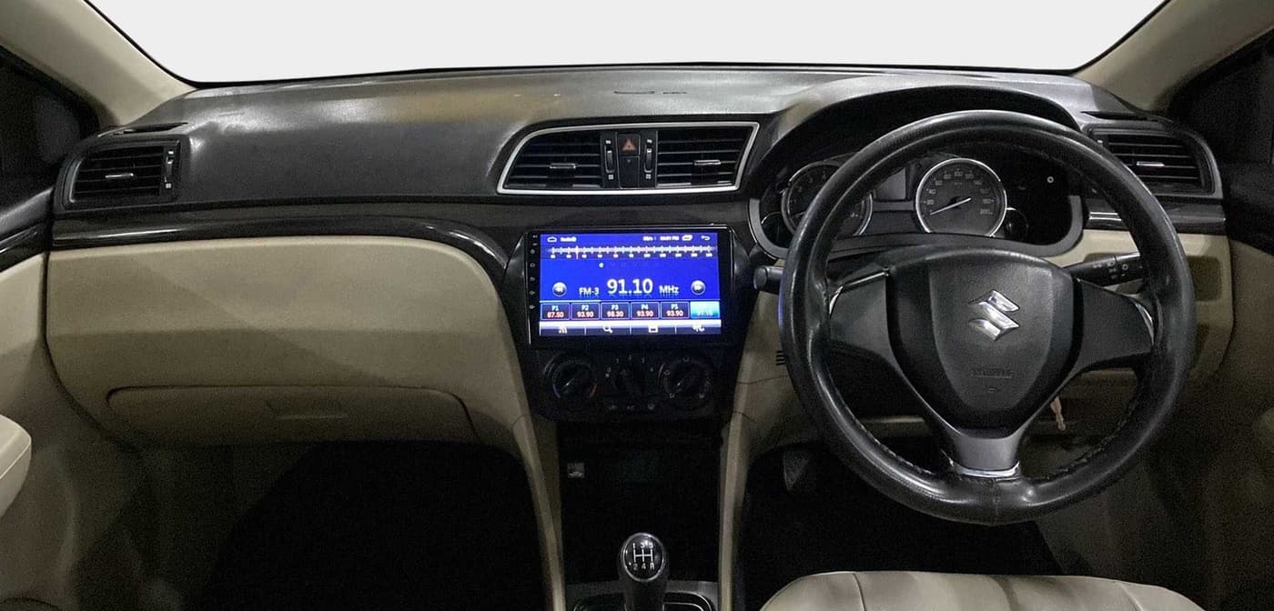 2016 Maruti Ciaz VXI, Petrol, Manual, 50,252 km, Dashboard