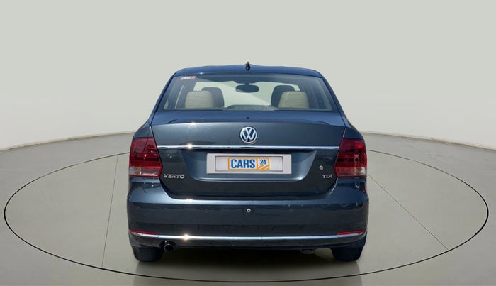 2015 Volkswagen Vento HIGHLINE 1.5 AT, Diesel, Automatic, 68,612 km, Back/Rear