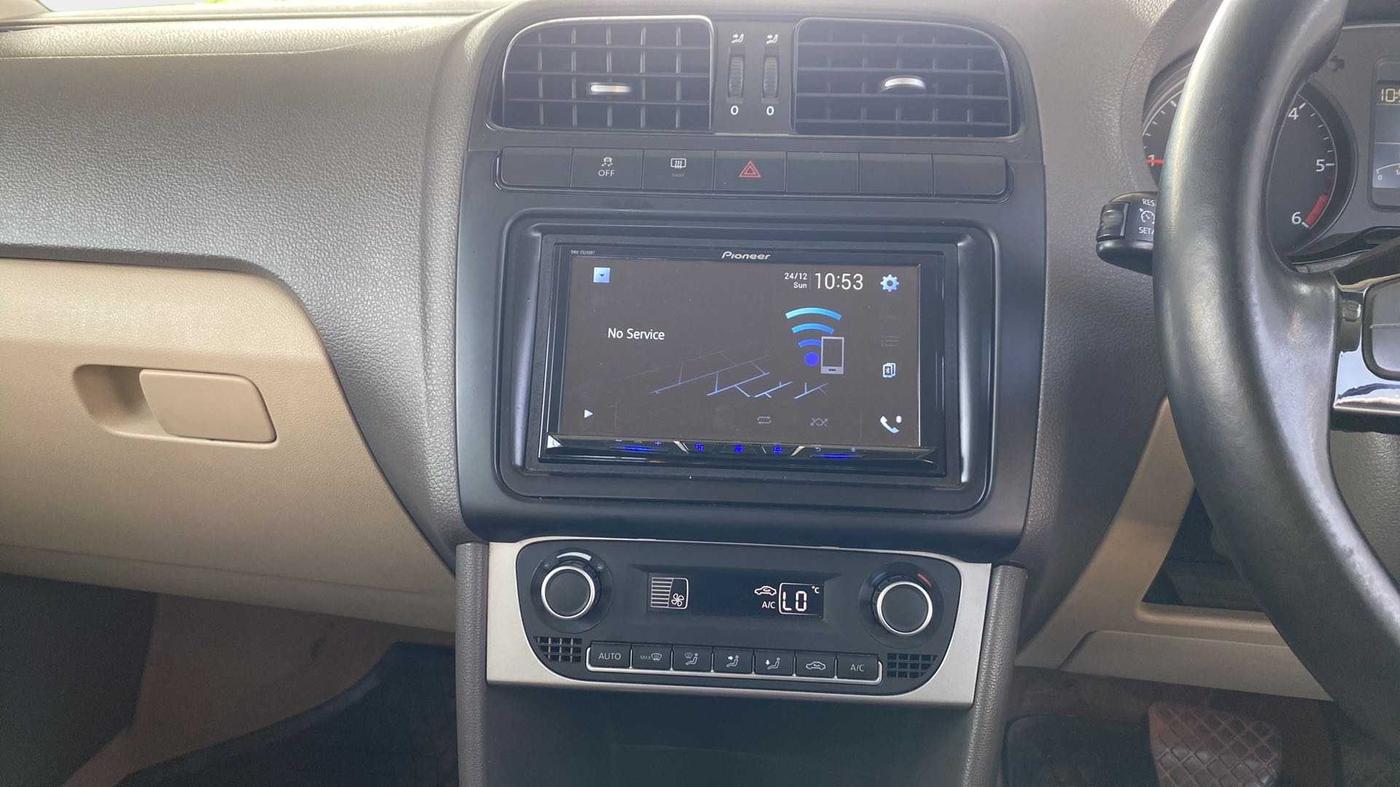 2015 Volkswagen Vento HIGHLINE 1.5 AT, Diesel, Automatic, 68,612 km, Air Conditioner