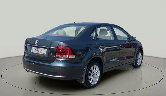 2015 Volkswagen Vento HIGHLINE 1.5 AT, Diesel, Automatic, 68,612 km, Right Back Diagonal