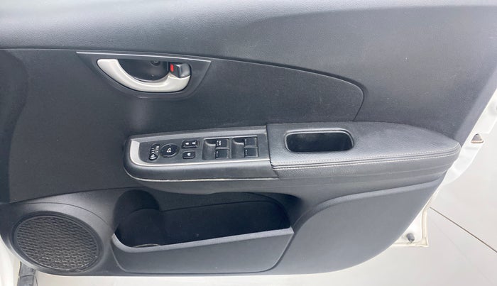 2017 Honda BR-V 1.5L I-VTEC VX, Petrol, Manual, 67,306 km, Driver Side Door Panels Control