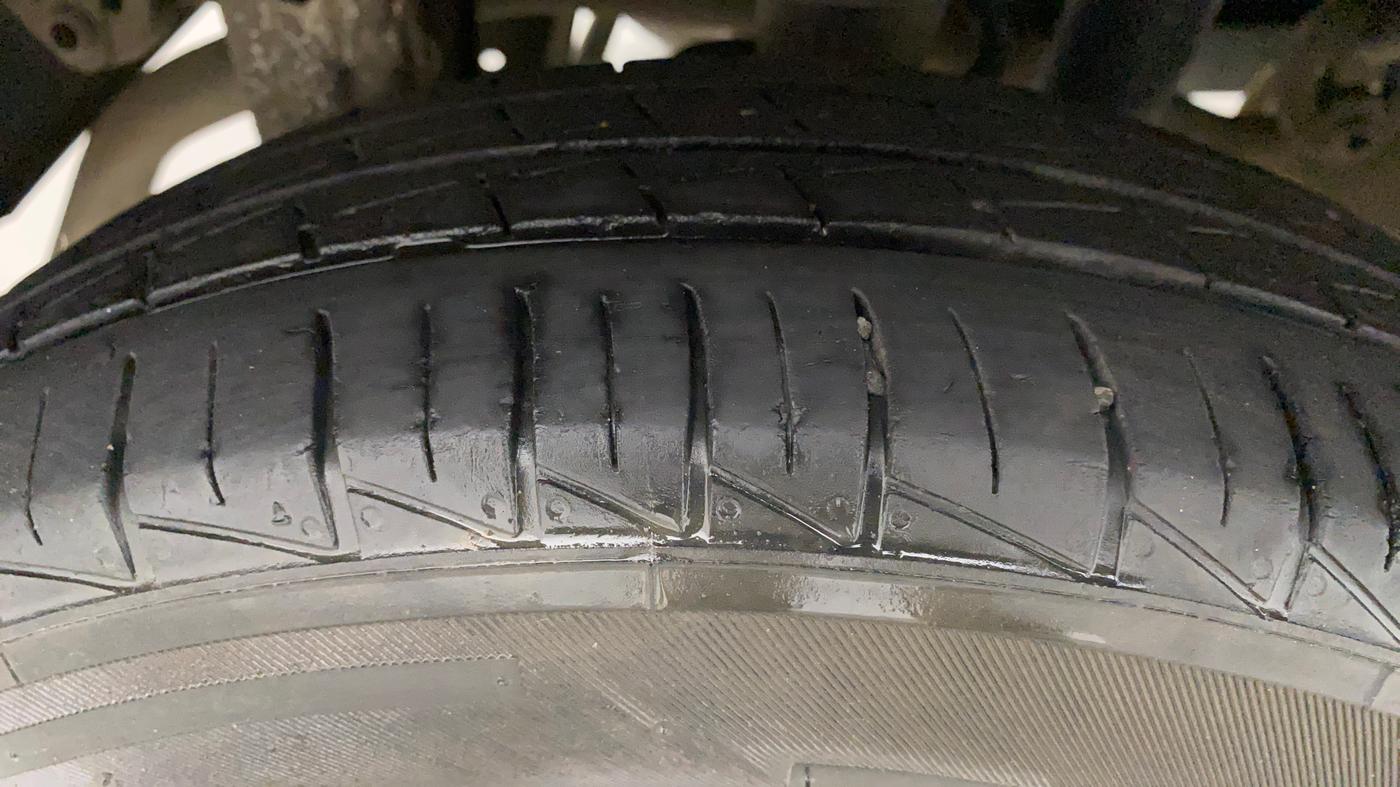 2021 Maruti Alto VXI, Petrol, Manual, 37,194 km, Right Rear Tyre Tread