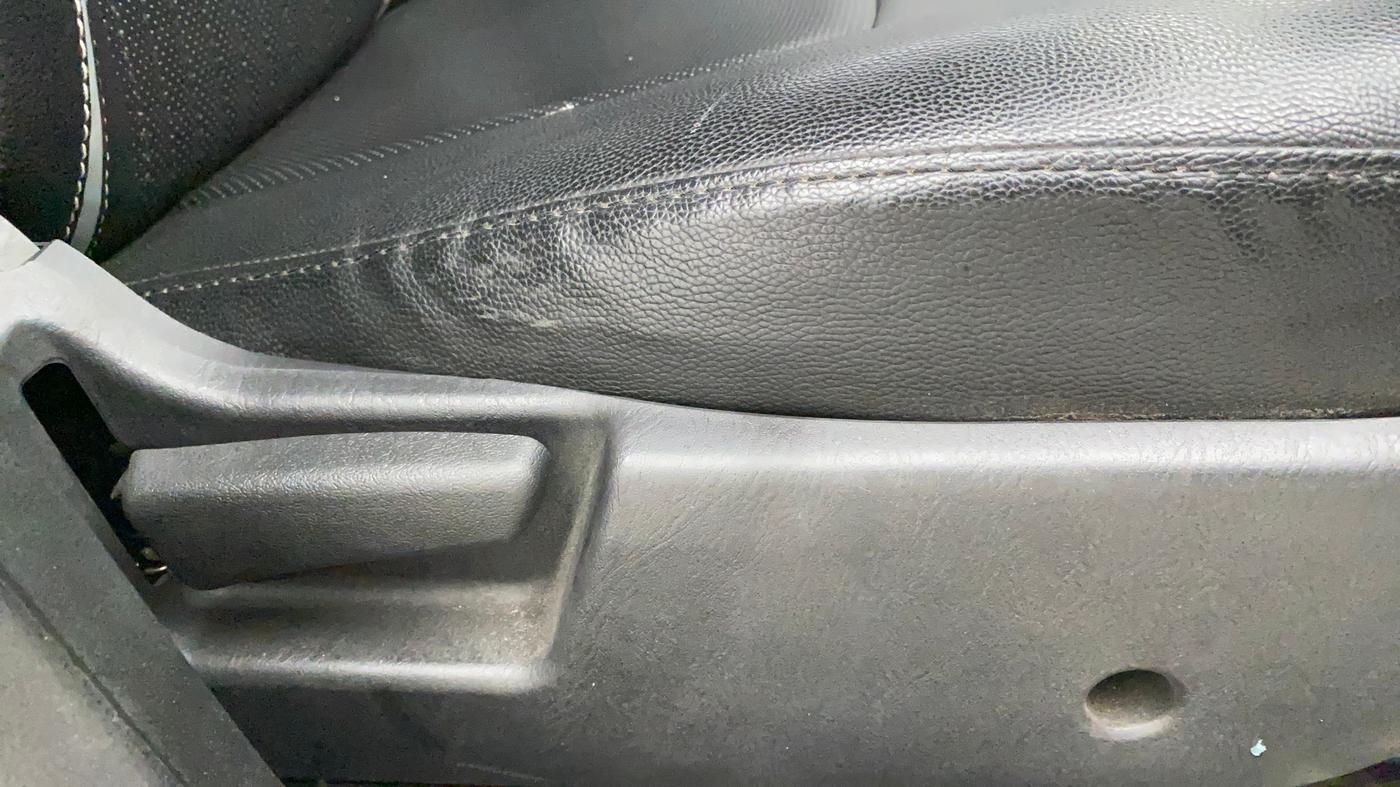 2021 Maruti Alto VXI, Petrol, Manual, 37,194 km, Driver Side Adjustment Panel