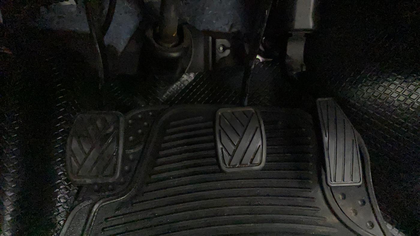2021 Maruti IGNIS SIGMA 1.2, Petrol, Manual, 22,718 km, Pedals