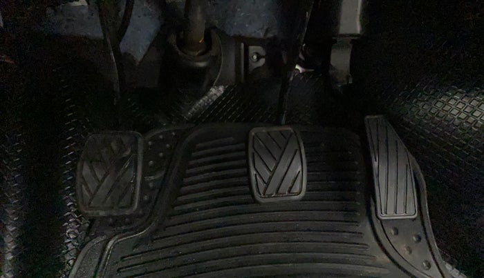 2021 Maruti IGNIS SIGMA 1.2, Petrol, Manual, 22,718 km, Pedals