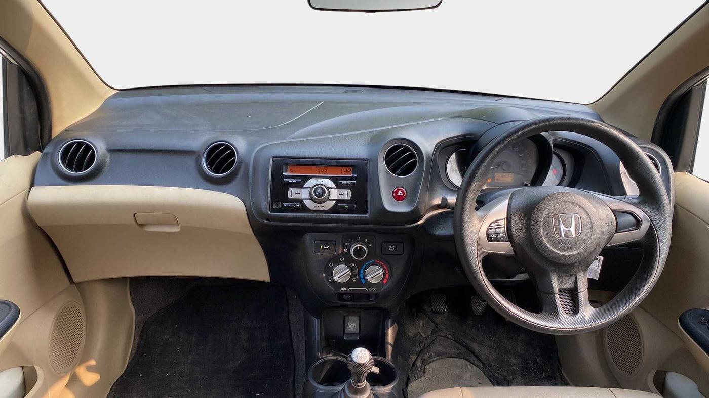 2014 Honda Brio S MT, Petrol, Manual, 51,491 km, Dashboard