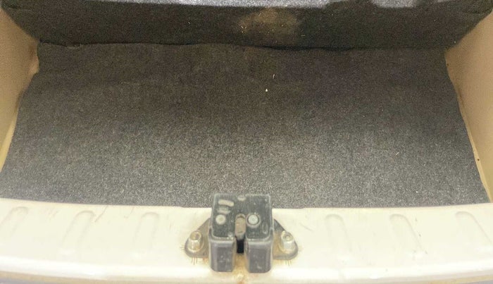 2016 Honda Brio S MT, Petrol, Manual, 19,227 km, Boot Inside