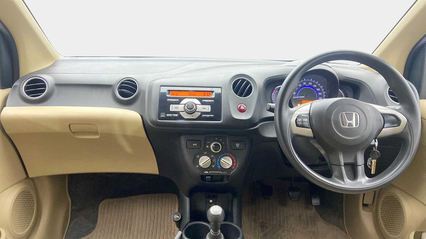 2016 Honda Brio S MT, Petrol, Manual, 19,227 km, Dashboard