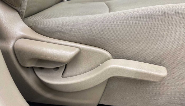 2016 Honda Brio S MT, Petrol, Manual, 19,227 km, Driver Side Adjustment Panel