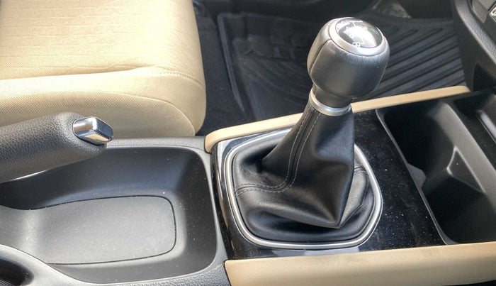2021 Honda City 1.5L I-VTEC VX, Petrol, Manual, 13,470 km, Gear Lever