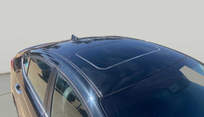 2019 Hyundai New Elantra 2.0 SX(O) AT PETROL, Petrol, Automatic, 14,129 km, Roof