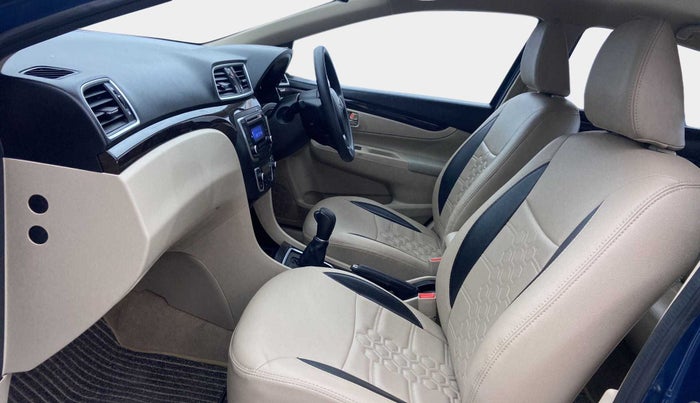 2018 Maruti Ciaz ZETA 1.4  AT PETROL, Petrol, Automatic, 22,234 km, Right Side Front Door Cabin