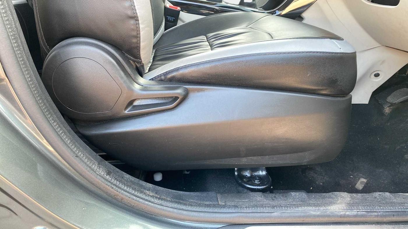 2022 Tata NEXON XZ PETROL, Petrol, Manual, 5,476 km, Driver Side Adjustment Panel