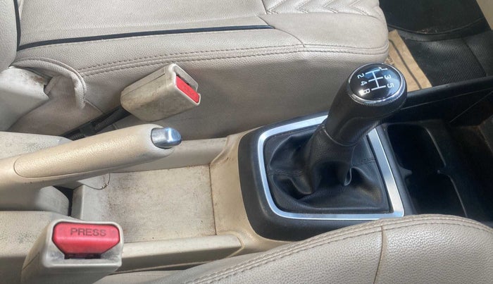 2020 Maruti Dzire VXI, Petrol, Manual, 84,669 km, Gear Lever