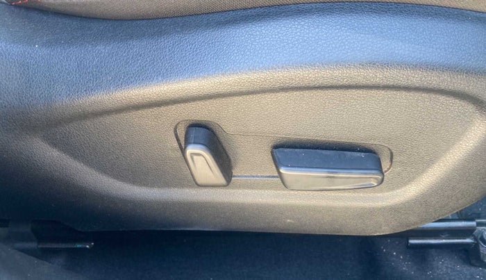 2022 Hyundai Creta SX (O) 1.4 TURBO DCT, Petrol, Automatic, 29,273 km, Driver Side Adjustment Panel