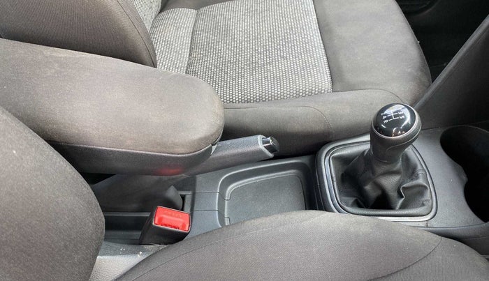 2019 Volkswagen Ameo TRENDLINE 1.0L, Petrol, Manual, 19,352 km, Gear Lever