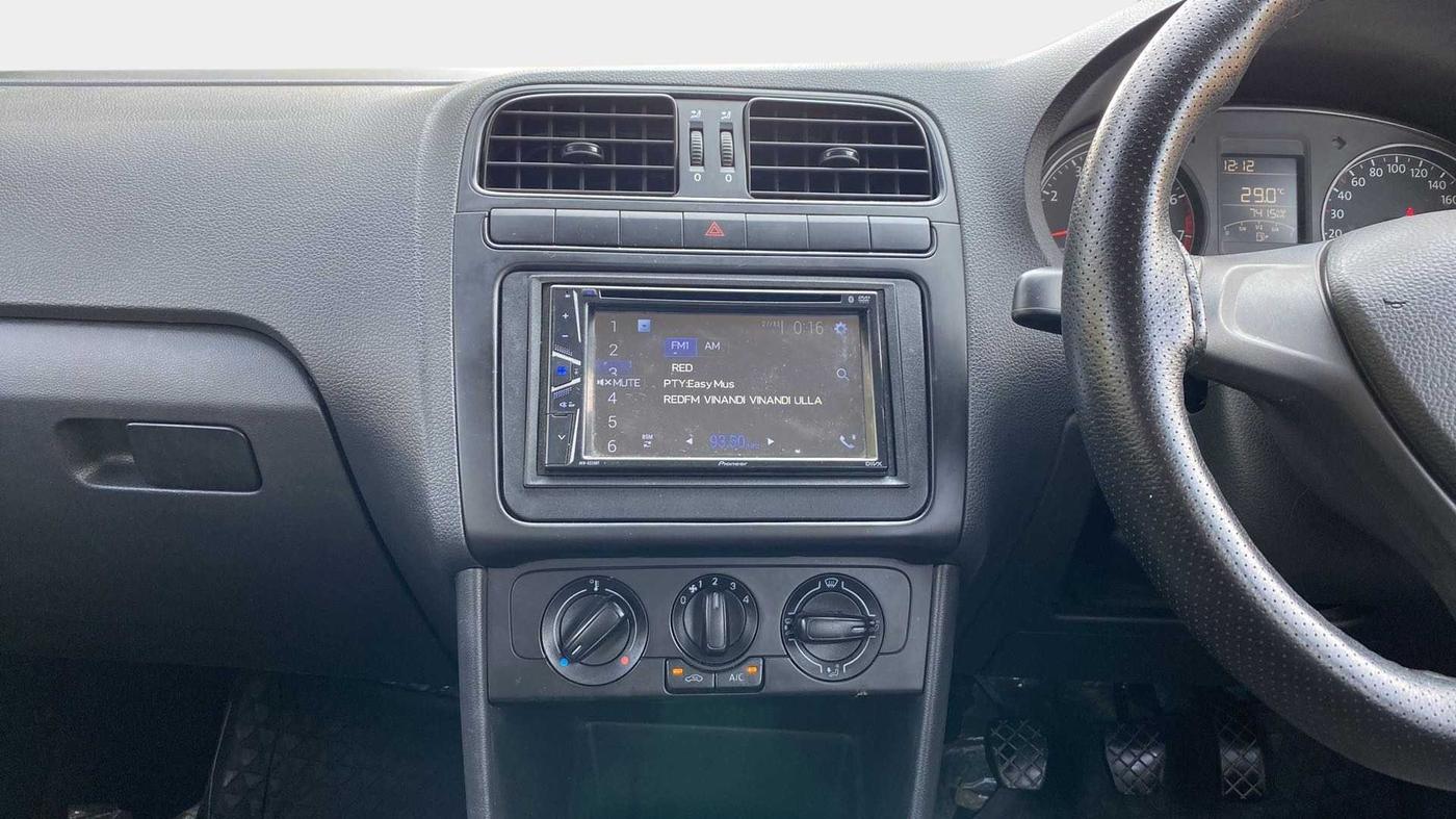 2019 Volkswagen Ameo TRENDLINE 1.0L, Petrol, Manual, 19,352 km, Air Conditioner