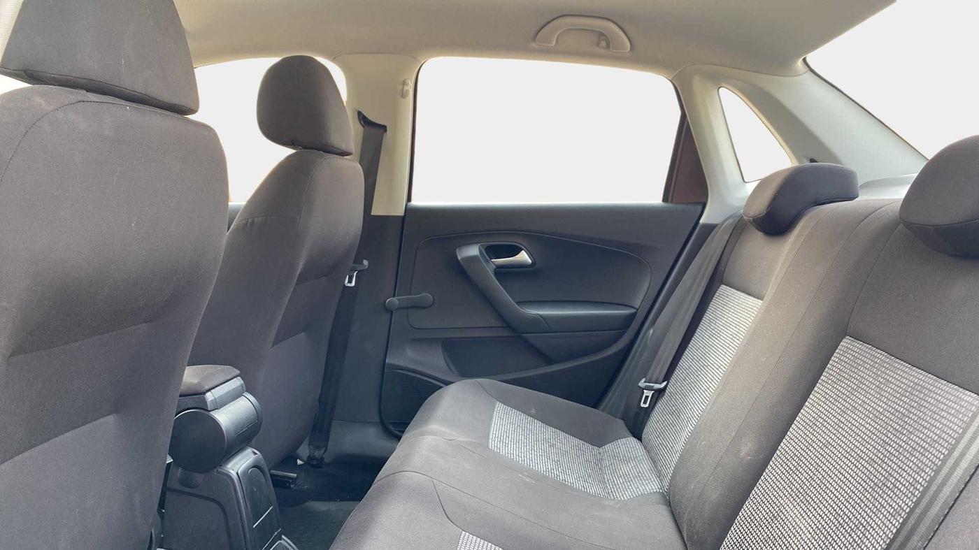 2019 Volkswagen Ameo TRENDLINE 1.0L, Petrol, Manual, 19,352 km, Right Side Rear Door Cabin