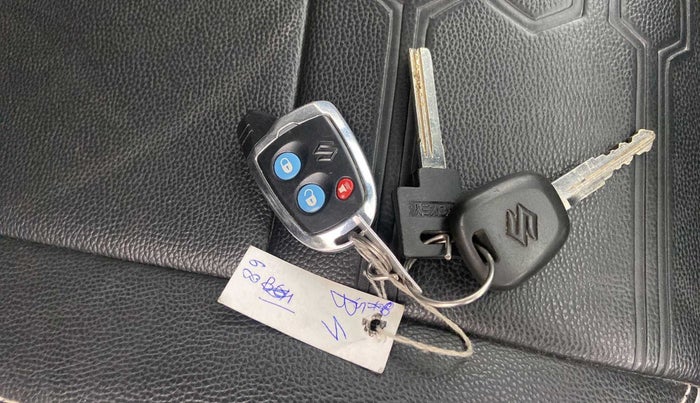 2022 Maruti S PRESSO LXI, Petrol, Manual, 3,053 km, Key Close Up