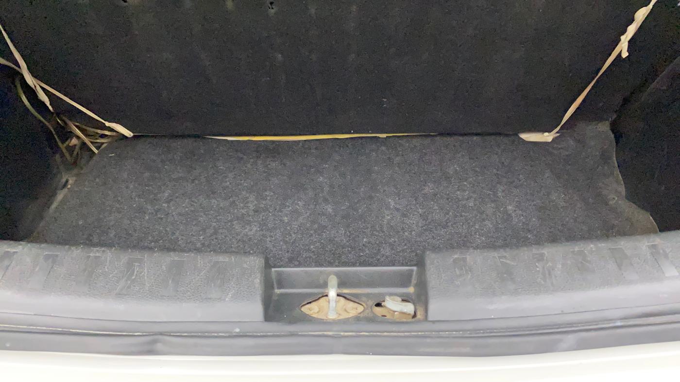 2013 Maruti Swift VXI, Petrol, Manual, 89,983 km, Boot Inside