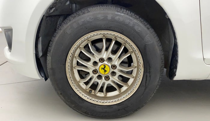 2013 Maruti Swift VXI, Petrol, Manual, 89,983 km, Left Front Wheel