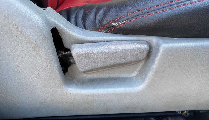 2012 Maruti Alto K10 LXI, Petrol, Manual, 38,963 km, Driver Side Adjustment Panel