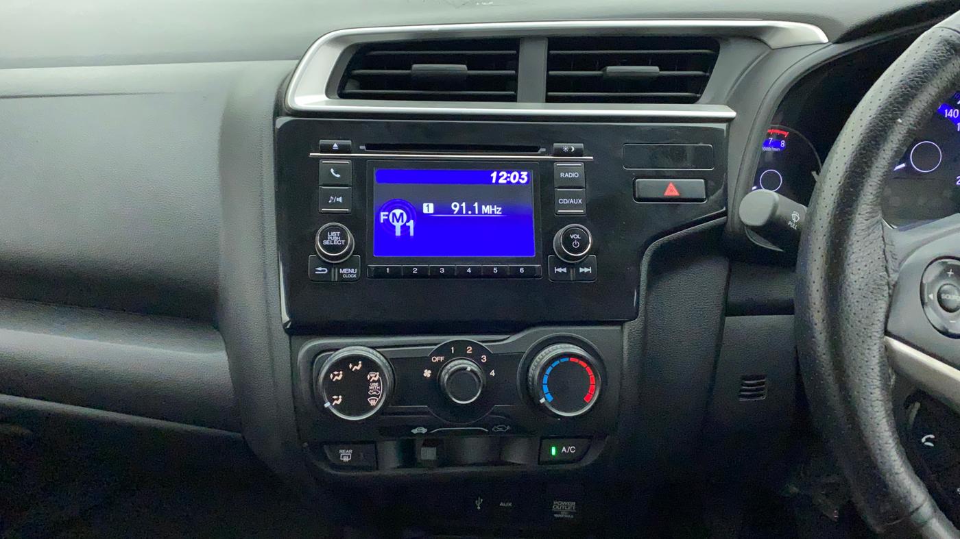 2017 Honda Jazz 1.2L I-VTEC SV, Petrol, Manual, 71,801 km, Air Conditioner