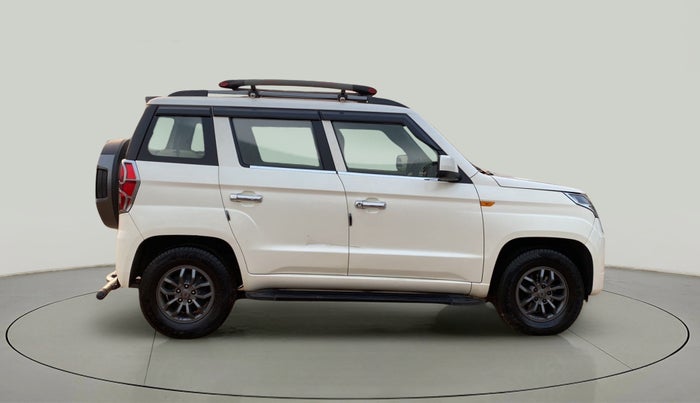 2017 Mahindra TUV300 T10 AMT, Diesel, Automatic, 94,565 km, Right Side View