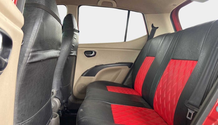 2012 Hyundai i10 MAGNA 1.2, Petrol, Manual, 1,24,453 km, Right Side Rear Door Cabin