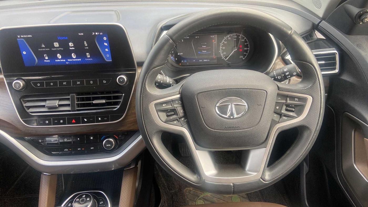 2019 Tata Harrier XZ 2.0L, Diesel, Manual, 19,239 km, Steering Wheel Close Up