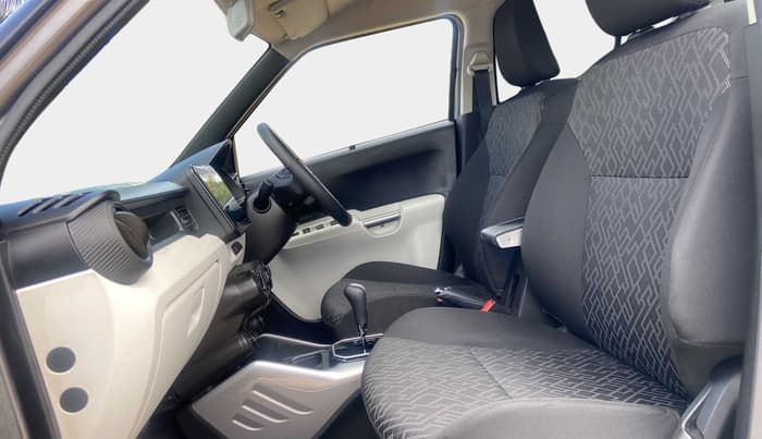 2022 Maruti IGNIS ZETA 1.2 AMT, Petrol, Automatic, 7,690 km, Right Side Front Door Cabin