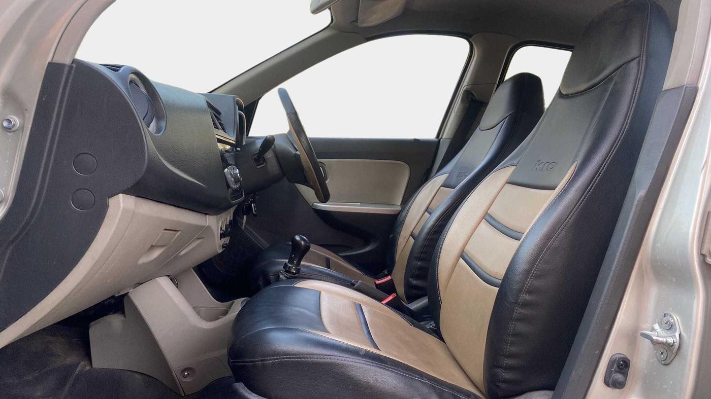 2015 Maruti Alto K10 VXI, Petrol, Manual, 41,861 km, Right Side Front Door Cabin