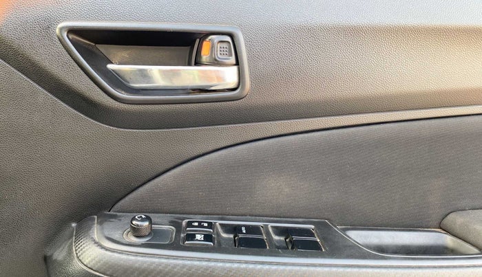 2021 Maruti Swift VXI AMT, Petrol, Automatic, 28,507 km, Driver Side Door Panels Control