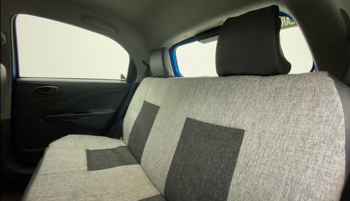 2013 Toyota Etios Liva G, Petrol, Manual, 42,005 km, Right Side Rear Door Cabin