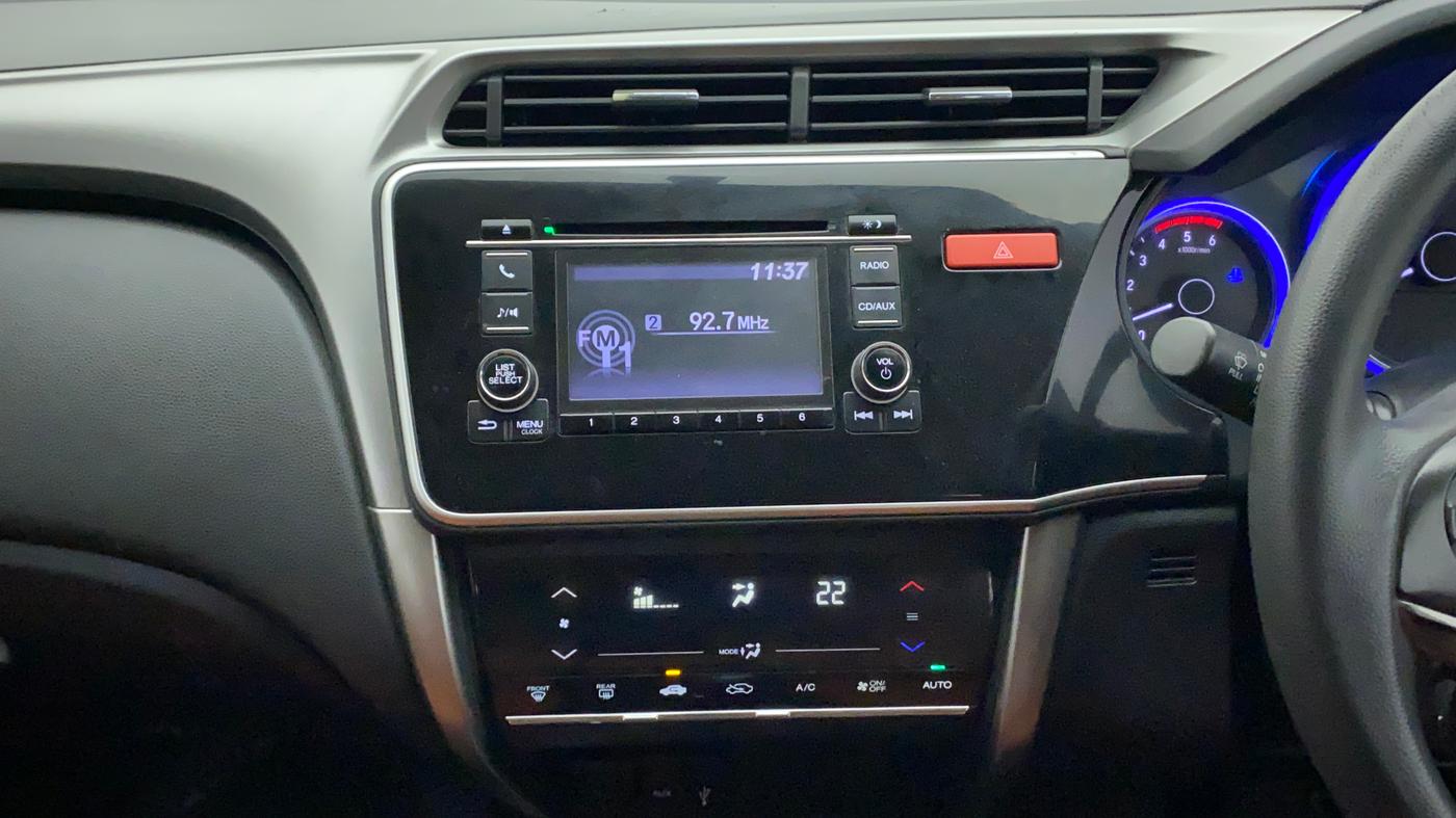 2015 Honda City 1.5L I-DTEC V, Diesel, Manual, 93,999 km, Air Conditioner